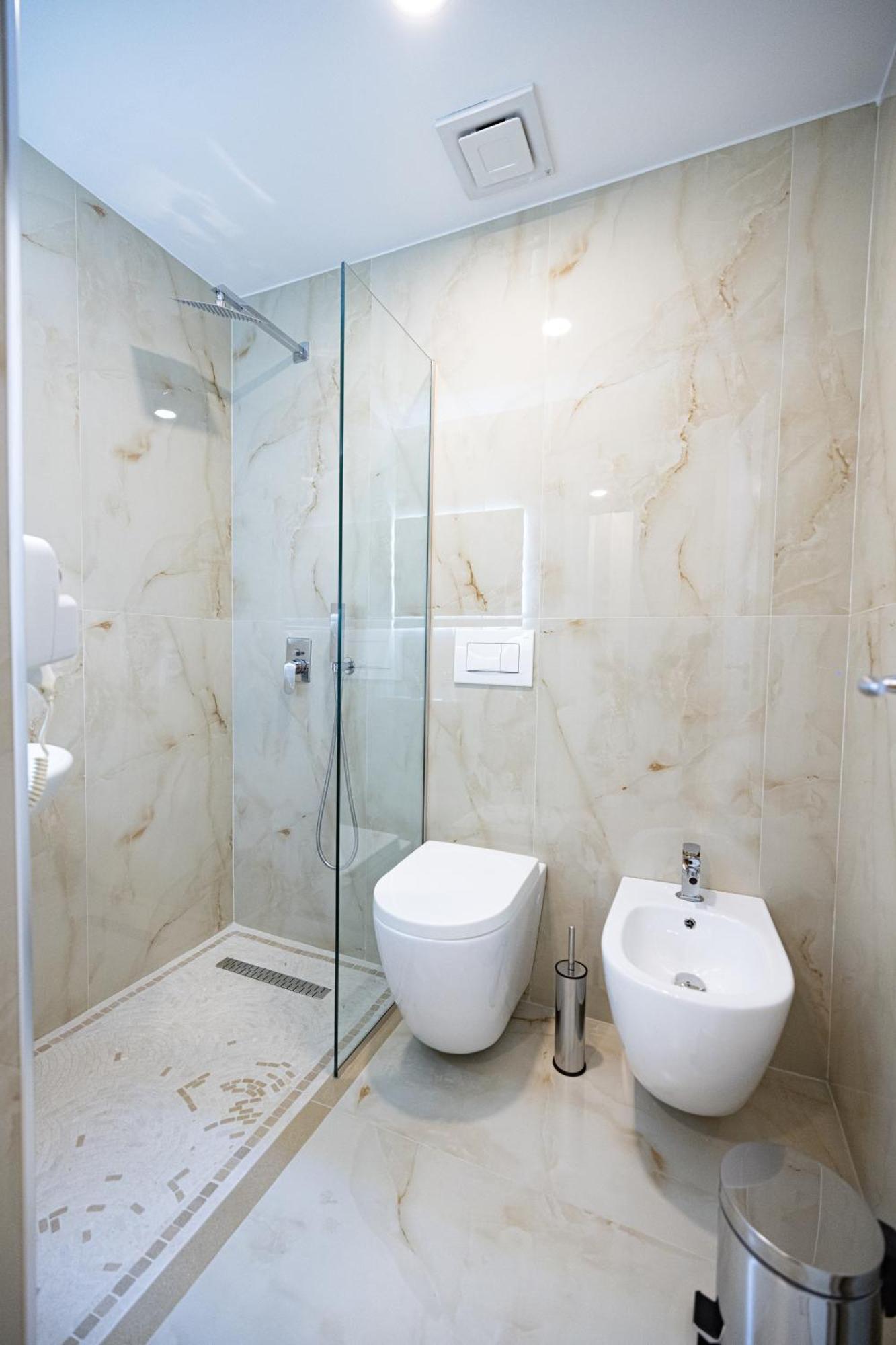 Green Boutique Hotel Vlorë Екстериор снимка